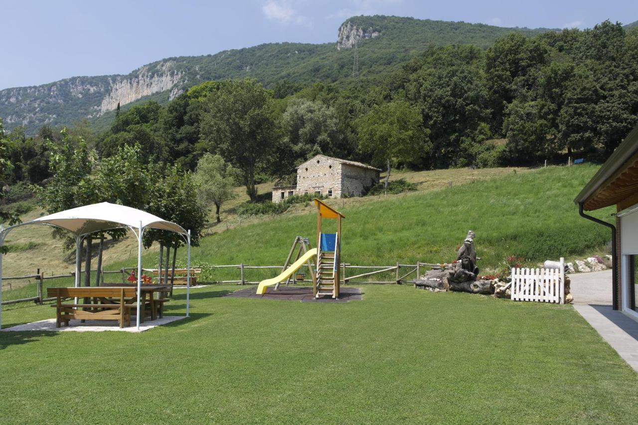 Fattoria Monte Baldo Alloggio per agriturismo Caprino Veronese