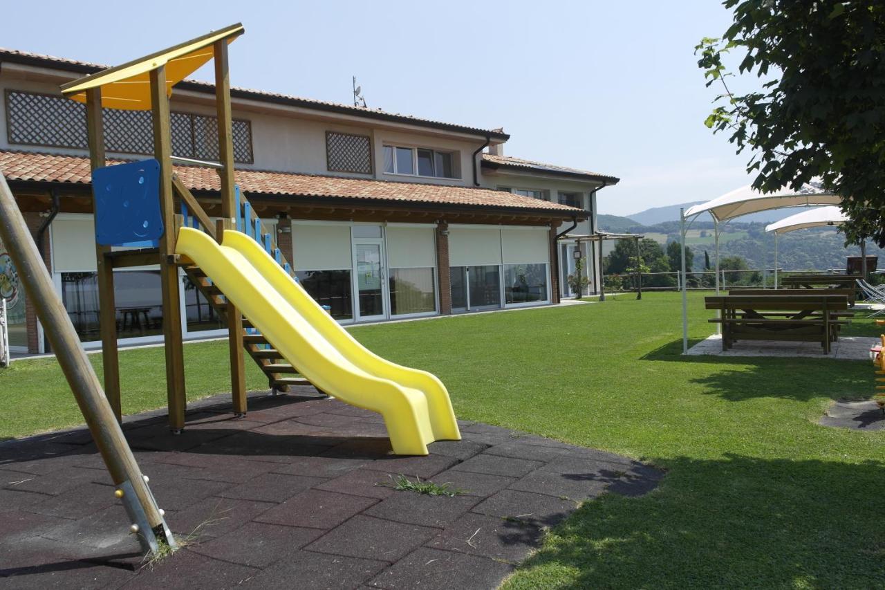 Fattoria Monte Baldo Vista Caprino Veronese