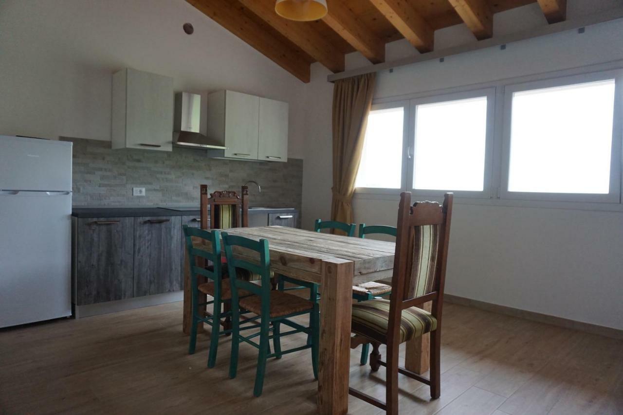 Agriturismo Fattoria Monte Baldo Vista Lago *