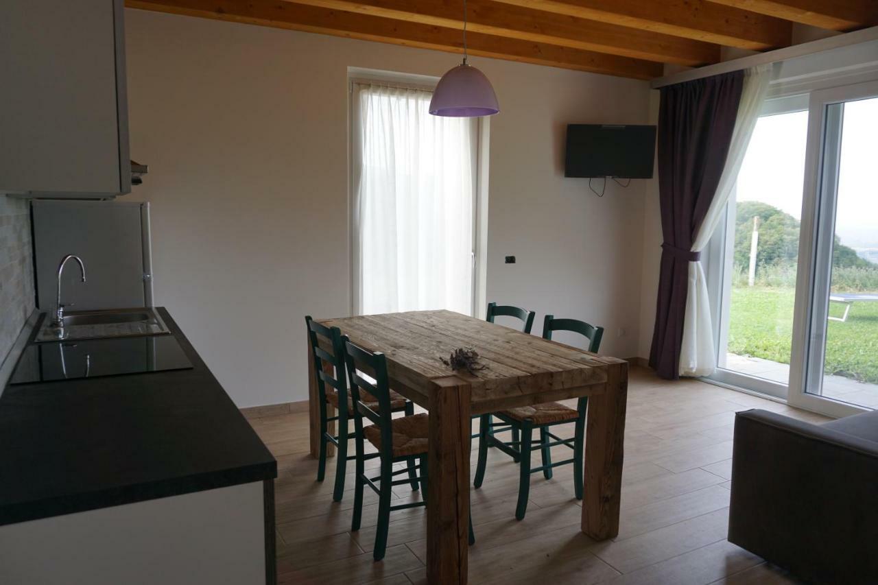 Agroturismo Agriturismo Fattoria Monte Baldo Vista Lago *